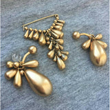 Robert Lee Morris Women Shirt Collar tips Neck brooch Pin set matte Gold Tone  Designer Couture