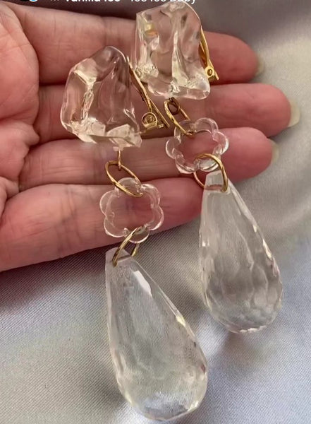 Chandelier lucite Teardrop Clip-on Earrings