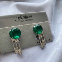 Vtg Green Crystal Silvertone Clip-on Earrings