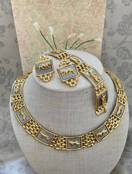 Leopard Necklace Set