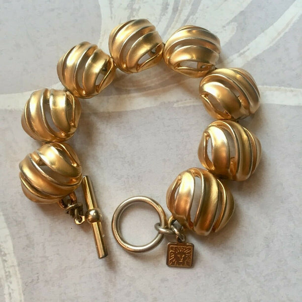 GORGEOUS! Vintage Anne Klein Domed Ball link BRACELET 7½" Matte Gold Tone DESIGNER COUTURE  chunky Style with toggle closure.