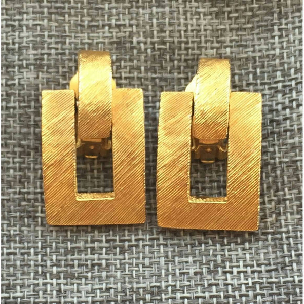 WoW! Designer Carlyle Couture Door Knocker Earrings Clip-on Chunky Textured Dangle brushed Gold tone big bold jewelry 1980s 1990s art deco