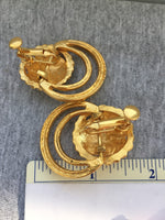 Vtg Anne Kline Lion head Earrings door knocker Clip On Gold tone
