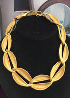 Vtg Large Link Matte Gold Tone Chunky Designer Necklace