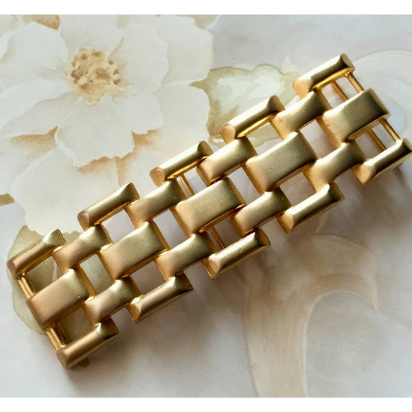 Chic Designer Gay BOYER Matte Gold Tone Belt Buckle chunky basket weave Panther link accessories signed Couture Style vintage Rare!